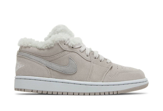 Jordan 1 Low SE Sherpa Fleece