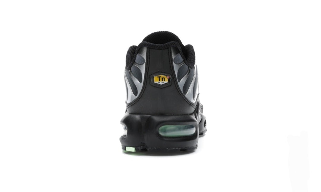 Nike Air Max Plus Black Particle Grey Vapour Green