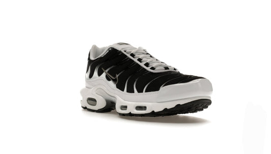 Nike Air Max Plus Black White