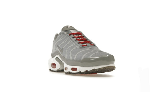 Nike Air Max Plus Light Smoke Grey Red