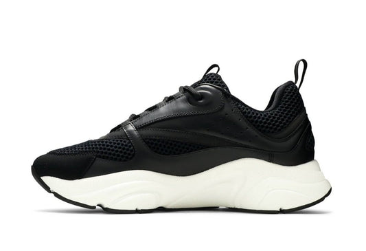 B22 Black White